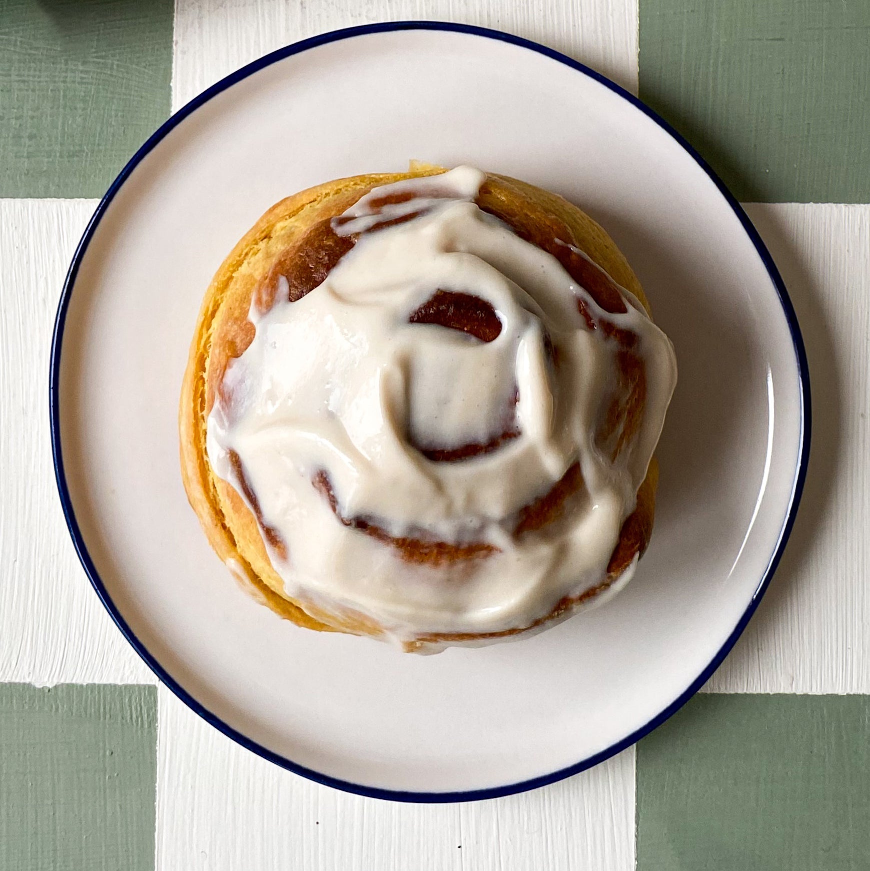 Pumpkin Cinnamon Rolls by Bárbara Gomes